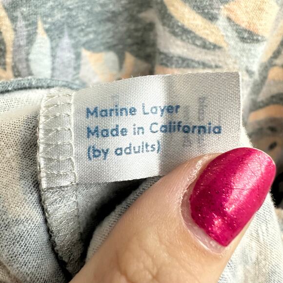 Marine Layer Muted Tropical Leaves Multicolor Short Sleeve Tee Medium Casual - Picture 5 of 6